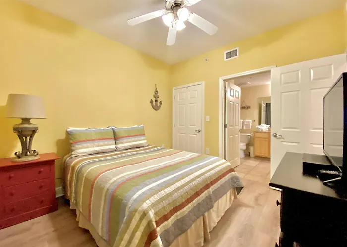 Holiday home Crystal Tower 407 By Albvr - Beachfront Pool, Great Amenities And Private Walk-over To